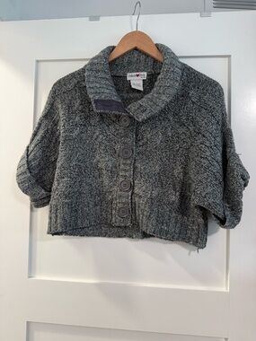 Urban Diva Gray Cropped Cardigan